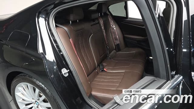 BMW 5시리즈 (G30) Luxury, 2023 11