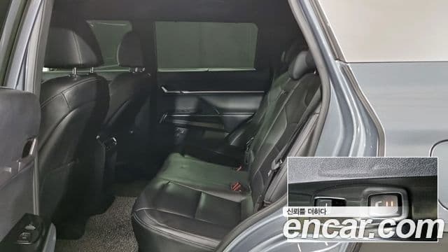 KG모빌리티(SsangYong) Torres T7, 2023 11