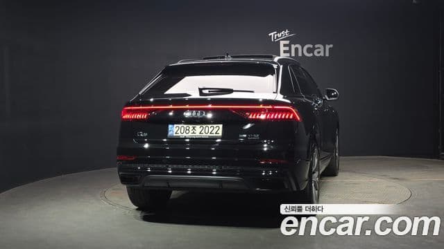 Audi Q8 (4M) Premium, 2022 4
