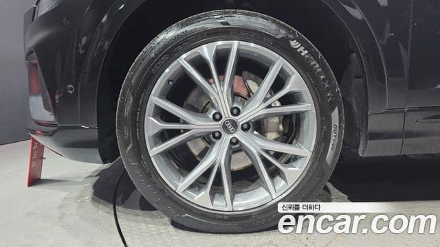 Audi Q8 (4M) Premium, 2022 все фото