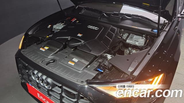 Audi Q8 (4M) Premium, 2022 6