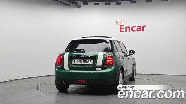 Mini Cooper 3세대, 2020 4