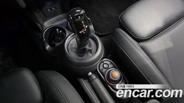 Mini Cooper 3세대, 2020 9