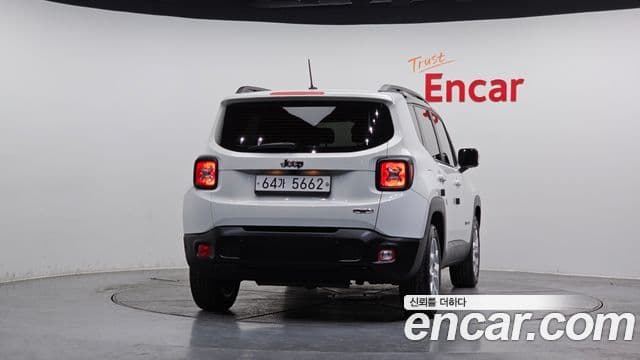 Jeep Renegade 2.4 Longitude, 2016 4