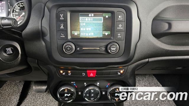 Jeep Renegade 2.4 Longitude, 2016 14