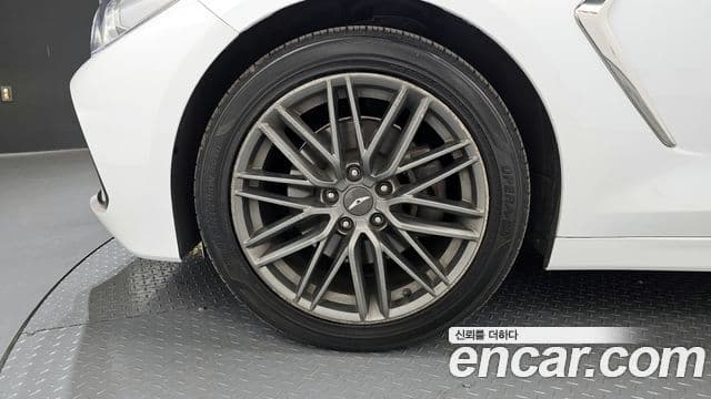 Genesis G70 Supreme, 2018 все фото