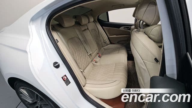 Genesis G70 Supreme, 2018 12