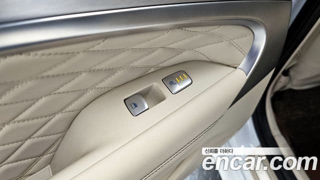 Genesis G70 Supreme, 2018 18