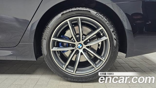 BMW 5시리즈 (G30) 520i M Sport, 2022 все фото