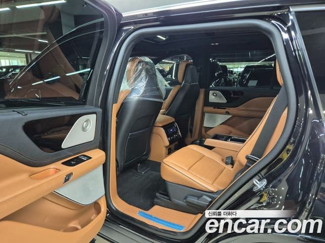 Lincoln Aviator 2세대 3.0 Black Label AWD, 2025 8