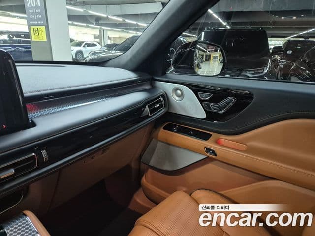 Lincoln Aviator 2세대 3.0 Black Label AWD, 2025 17