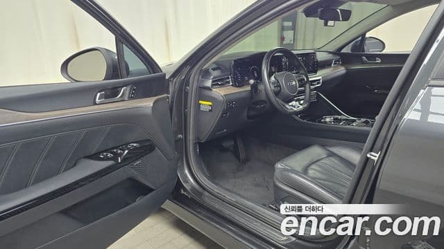 Kia K5 3세대 Signature, 2020 10