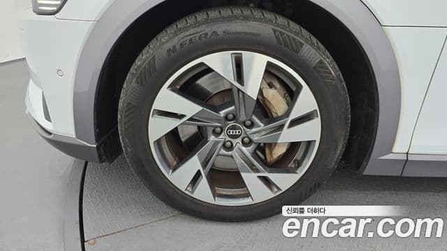 Audi e-Tron 50 Quattro Sportback, 2021 все фото