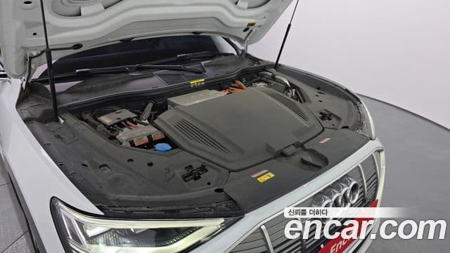 Audi e-Tron 50 Quattro Sportback, 2021 6