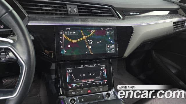 Audi e-Tron 50 Quattro Sportback, 2021 14