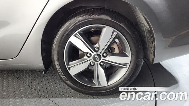 Kia The / новый New K3 Prestige, 2016 все фото