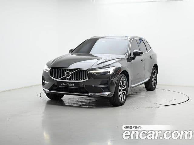 Volvo XC60 2세대 B5 Ultra Bright, 2025 1