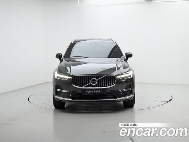 Volvo XC60 2세대 B5 Ultra Bright, 2025 3