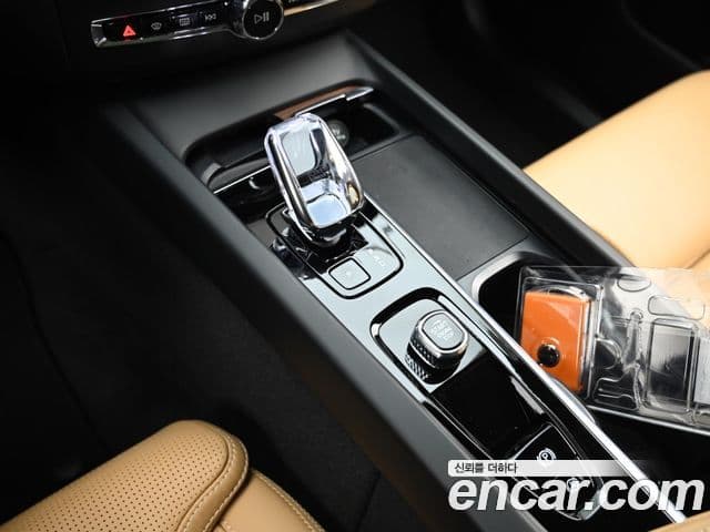 Volvo XC60 2세대 B5 Ultra Bright, 2025 9