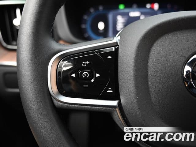 Volvo XC60 2세대 B5 Ultra Bright, 2025 18
