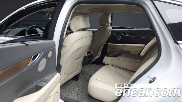 Genesis G80 (RG3) бензин 2.5 турбо AWD, 2023 12