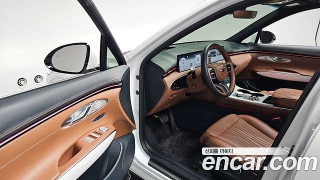 Genesis GV70, 2025 10