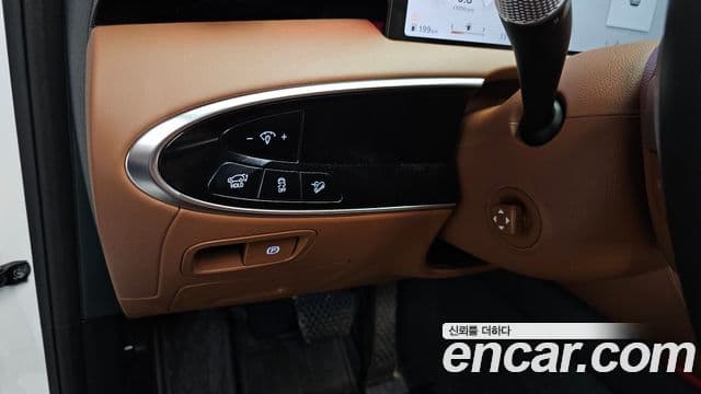 Genesis GV70, 2025 18