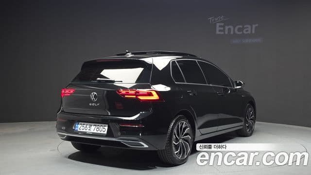 Volkswagen Гольф 8세대 Prestige, 2024 2