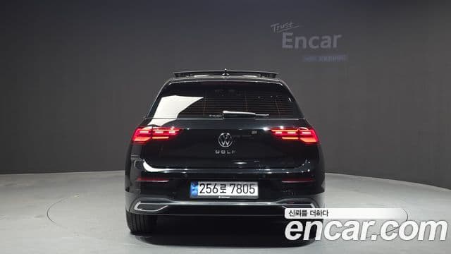 Volkswagen Гольф 8세대 Prestige, 2024 4