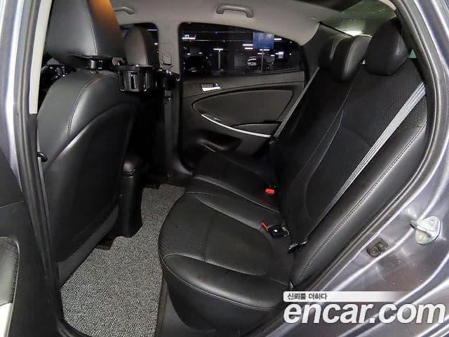 Hyundai Accent(новый кузов / новое поколение) 1.4 VVT Smart, 2014 7