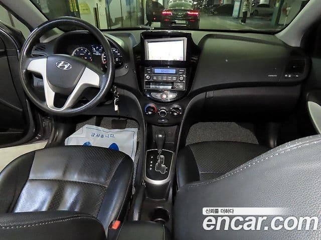 Hyundai Accent(новый кузов / новое поколение) 1.4 VVT Smart, 2014 10