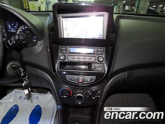 Hyundai Accent(новый кузов / новое поколение) 1.4 VVT Smart, 2014 11