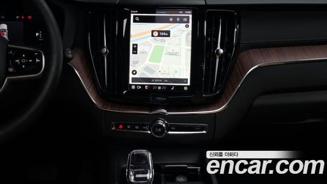 Volvo XC60 2세대 B5 Ultra Bright, 2025 14