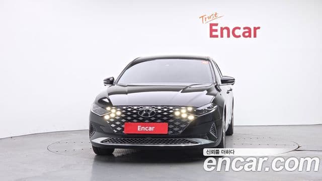 Hyundai The / новый New Grandeur IG гибрид Calligraphy, 2023 3