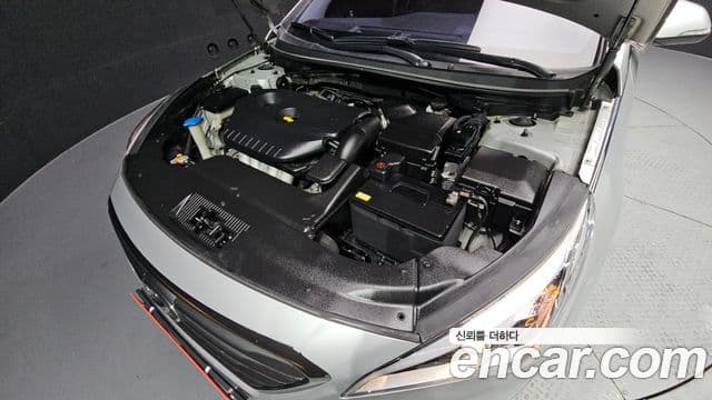 Hyundai LF Sonata Premium, 2016 6