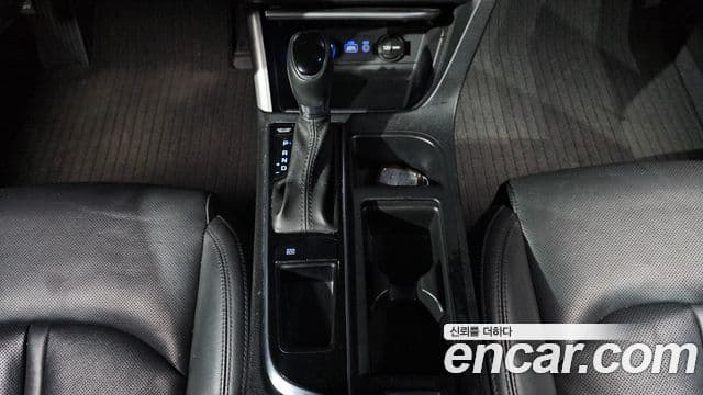 Hyundai LF Sonata Premium, 2016 9