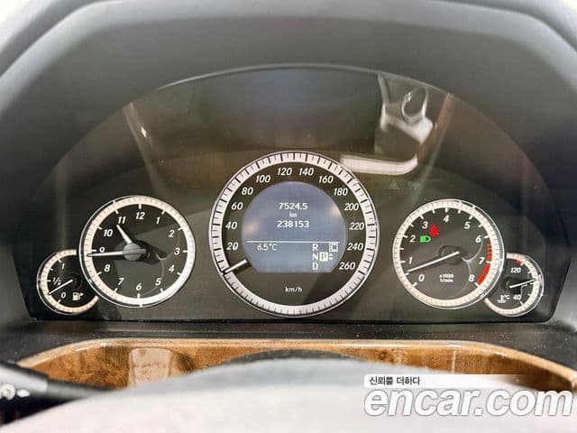 Mercedes-Benz E-класс W212 E300 Elegance, 2010 все фото