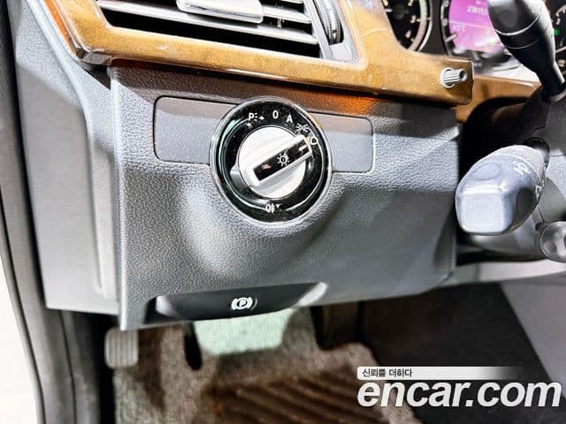 Mercedes-Benz E-класс W212 E300 Elegance, 2010 8