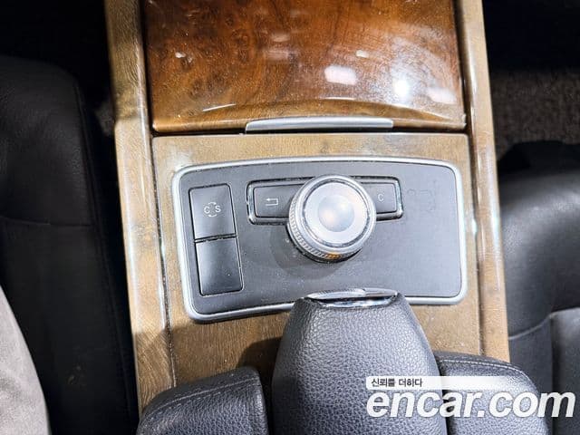 Mercedes-Benz E-класс W212 E300 Elegance, 2010 9