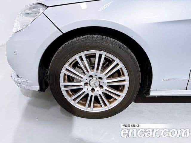 Mercedes-Benz E-класс W212 E300 Elegance, 2010 20