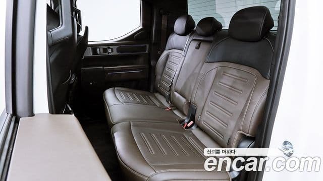 Kia 타스만 Extreme, 2026 12