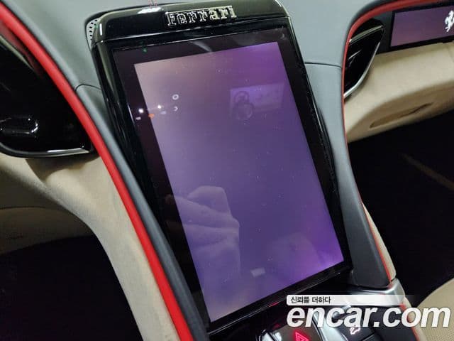 Ferrari 로마 3.9 Spyder, 2024 14