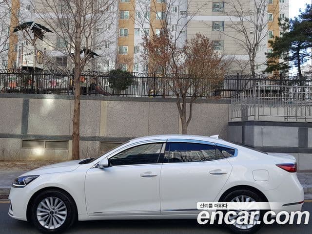 Kia All New K7 Deluxe, 2017 6