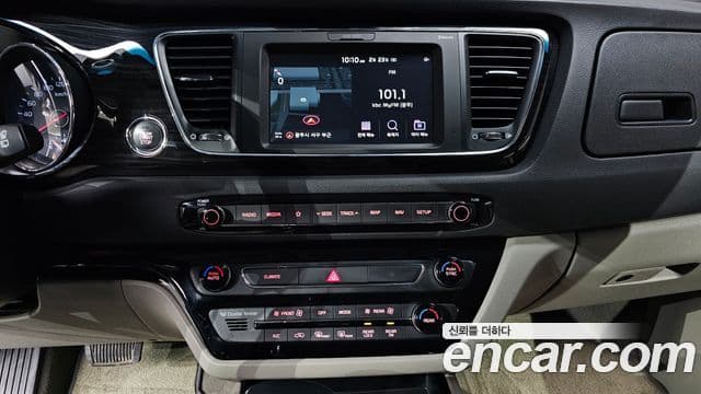 Kia The / новый New Carnival Prestige, 2019 14