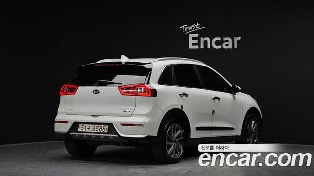 Kia Niro Prestige, 2018 2