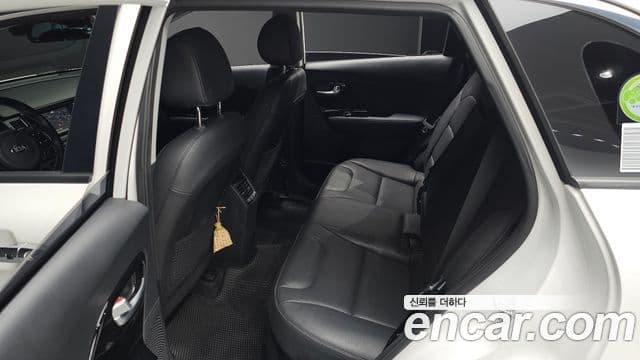 Kia Niro Prestige, 2018 12