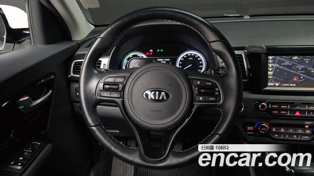 Kia Niro Prestige, 2018 13