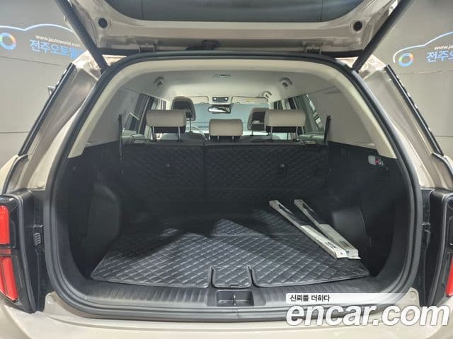 KG모빌리티(SsangYong) Torres EVX E7, 2024 9