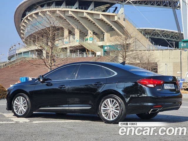 Hyundai Aslan Modern, 2016 6