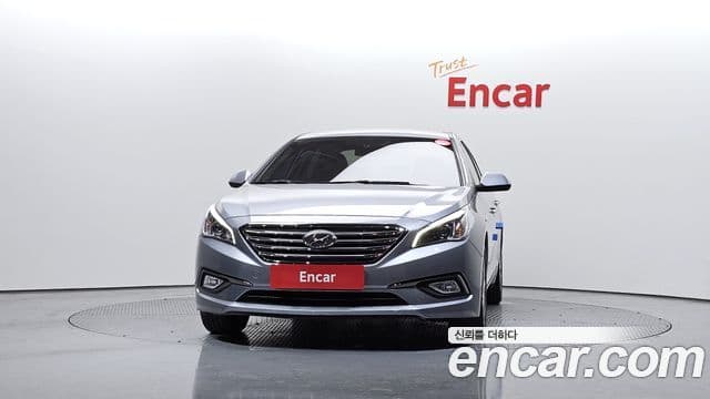 Hyundai LF Sonata Special, 2016 3